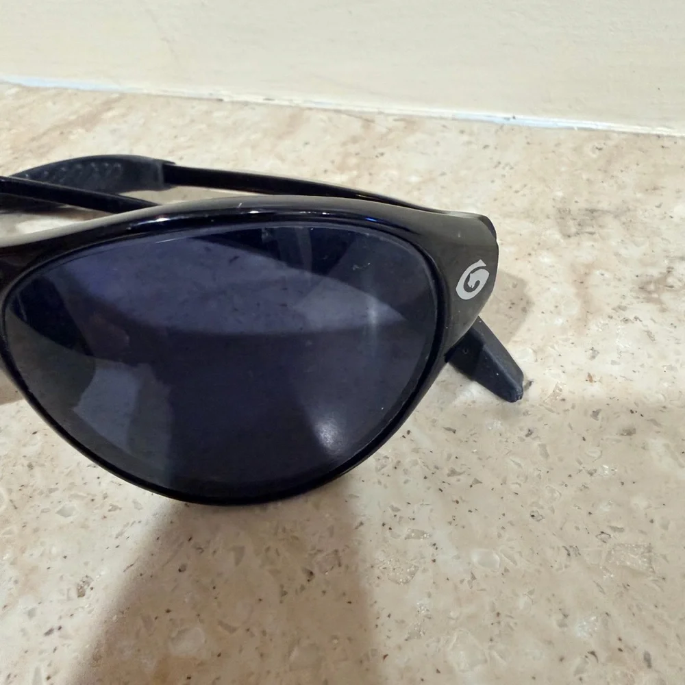 Vintage Y2K Gargoyles Black Lens Black Frame